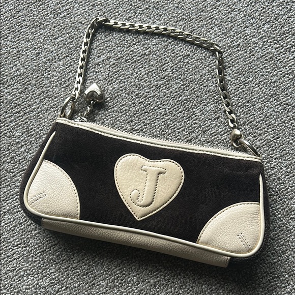 Juicy Couture Black and Cream Clutch with Metal Hardware - Picture 3 of 6